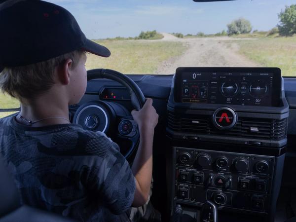 Řízení offroadového vozidla 4x4 pro děti