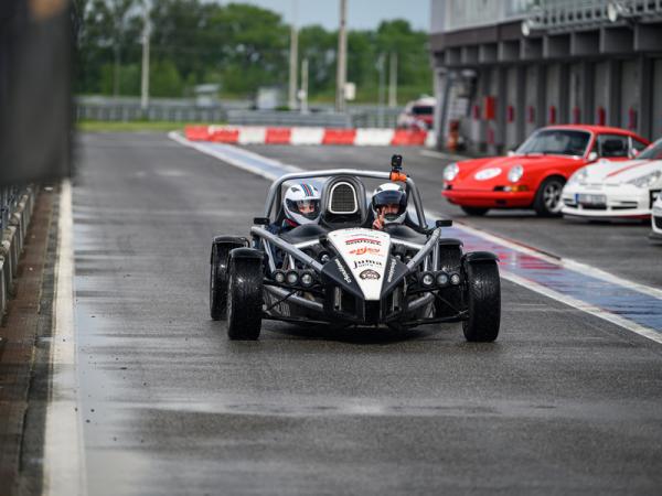 Jízda v Ariel Atom 3.5 na Masarykově okruhu