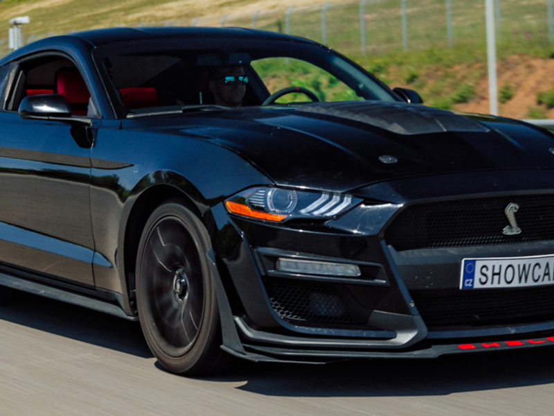 Mustang GT SHELBY na okruhu Most v plné síle