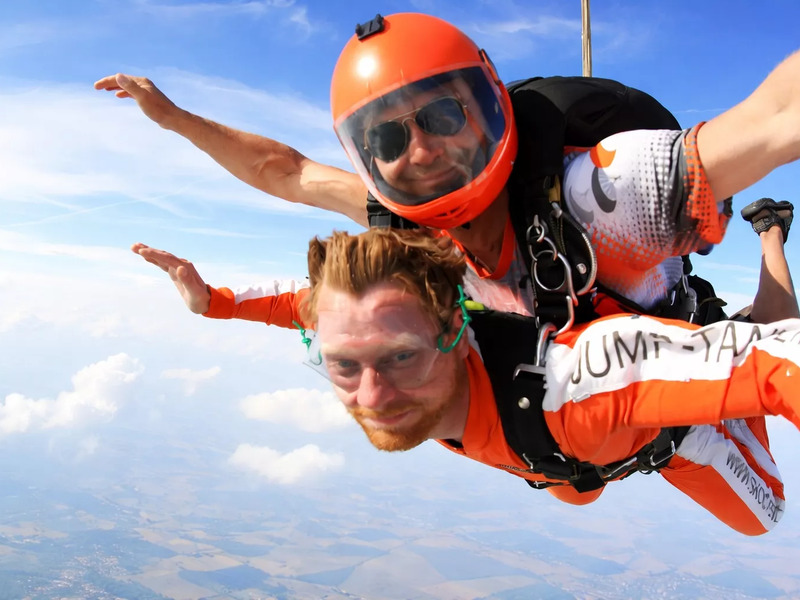 Tandemový seskok z 6 kilometrů