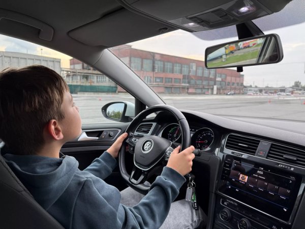 Autoškola pro děti a mladé řidiče od 5 let