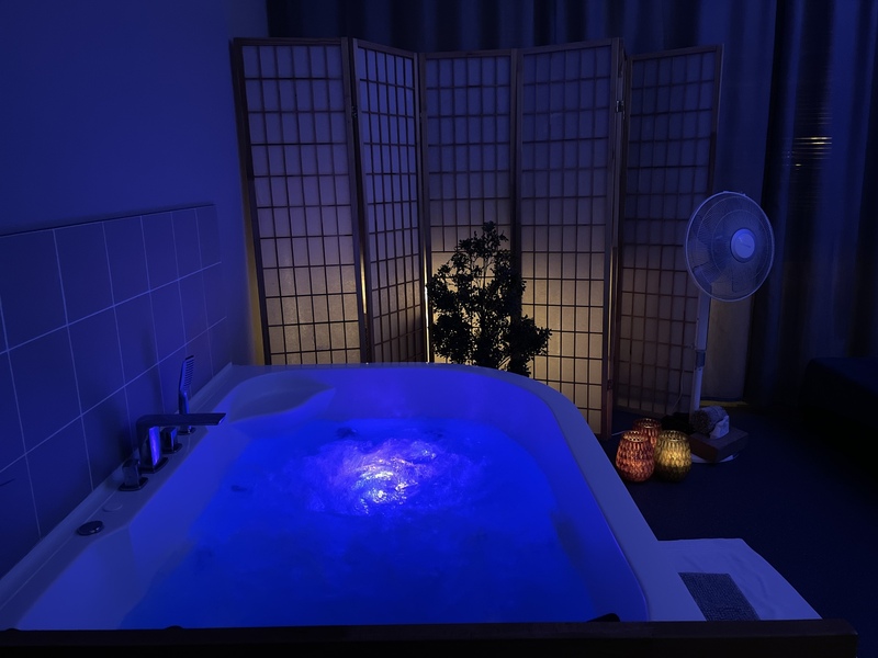 Zážitek - Pohodový wellness balíček + masáž Co dělat v Praze? Vyrazte za zážitky