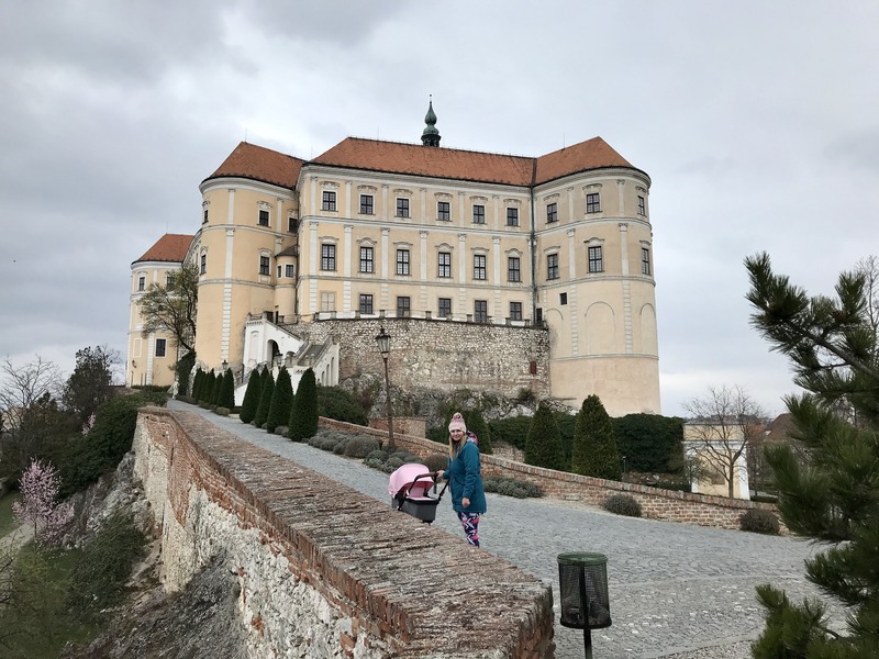 Zážitek - Bílá paní mikulovská: Venkovní úniková hra Zážitky Jihomoravský kraj: Od adrenalinu po wellness