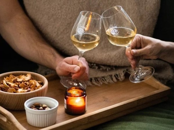 Prohlídka Habánských sklepů a vinařství s degustací a dárkem