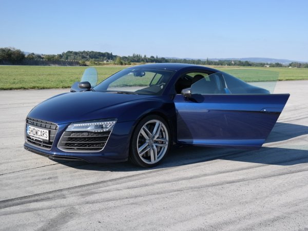 Jízda v Audi R8 na okruhu Autodrom Most