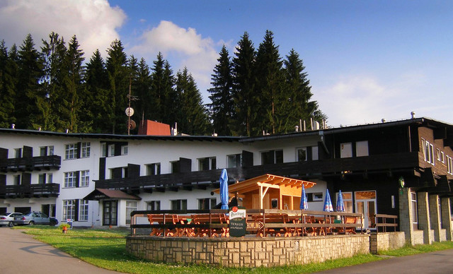 Beskydy v Hotelu Bečva s polopenzí, infrasaunou a zázemím pro sport