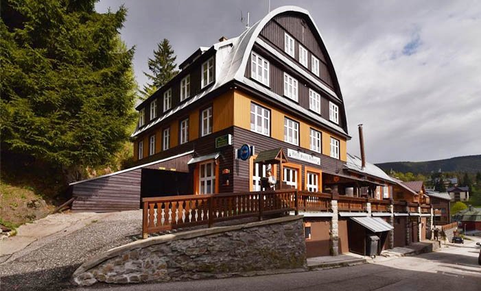 3–8denní wellness pobyt pro 2 s polopenzí v hotelu Svatý Hubert v Krkonoších