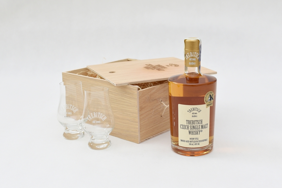 Dárkové balení whisky Trebitsch + 2 skleničky Celá ČR