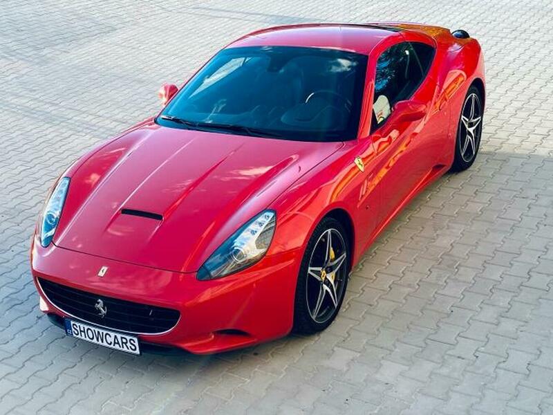 Jízda ve Ferrari F149 California Praha